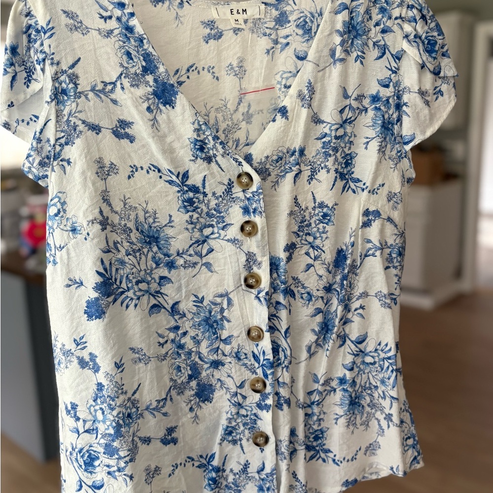 Elegant Blue Floral Blouse